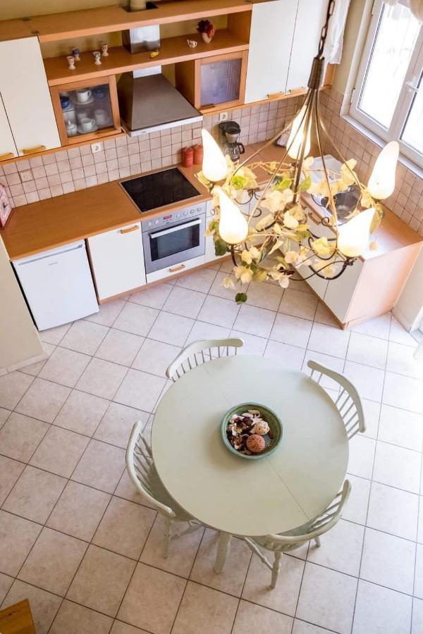 Appartamento Saitan Pazar Casa Preveza Esterno foto